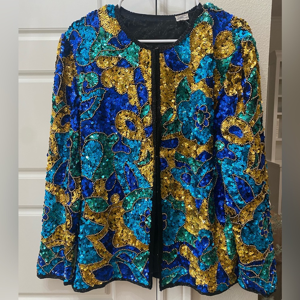 Fabulous vintage jacket! 100% pure silk lining! Gorgeous! Size Large
